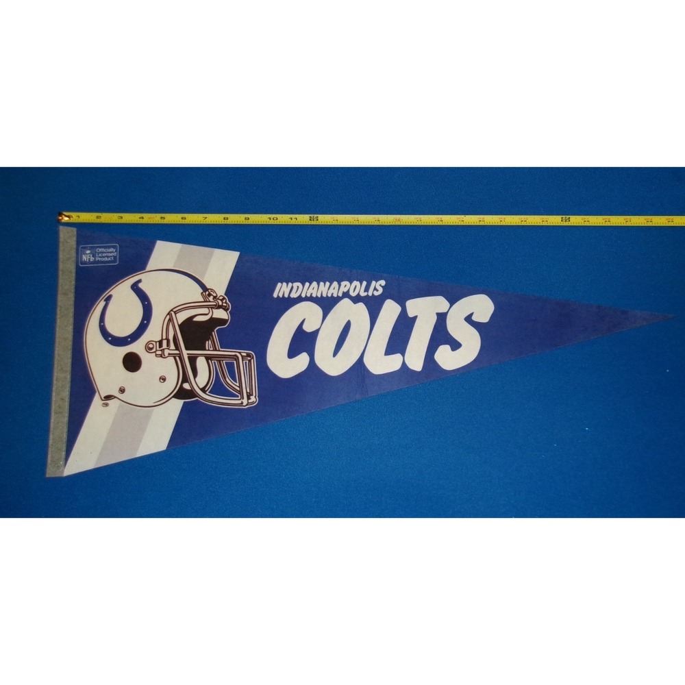 VINTAGE 1980's Indianapolis Colts Full Size‎ 29 Inch Pennant, VERY NICE-LOOK!